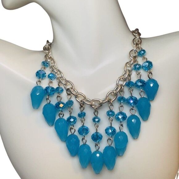 Ice Blue Teardrop Faceted Sparkly Rhinestone Silver Tone Vintage Necklace 18” - Picture 5 of 11